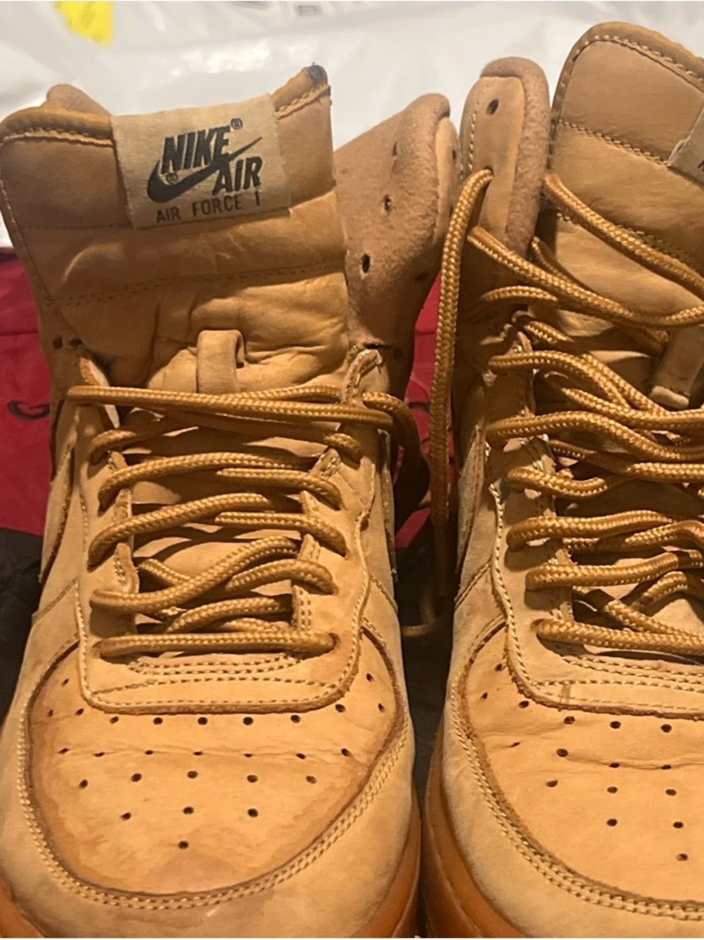 Nike Men’s Tan Leather High-Top Boots
